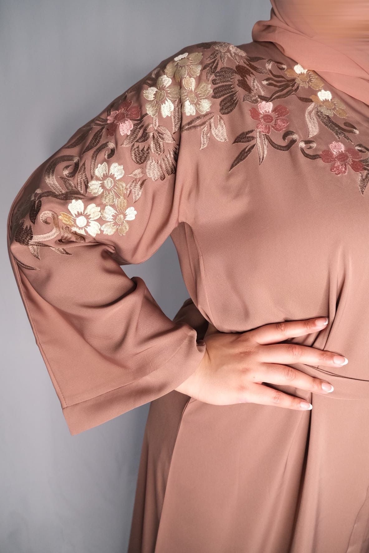 DUSTY ROSE EMBROIDERED ABAYA