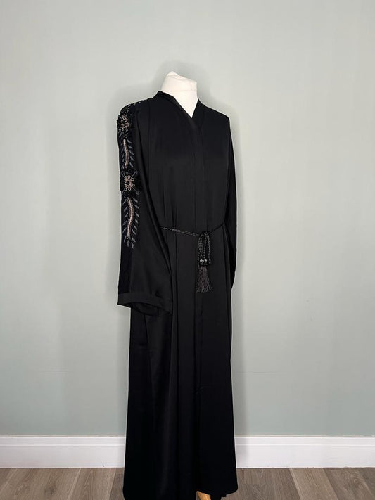 BLACK BEADED SLEEVE ABAYA