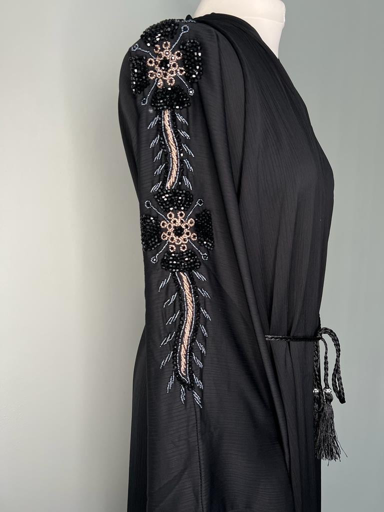 BLACK BEADED SLEEVE ABAYA